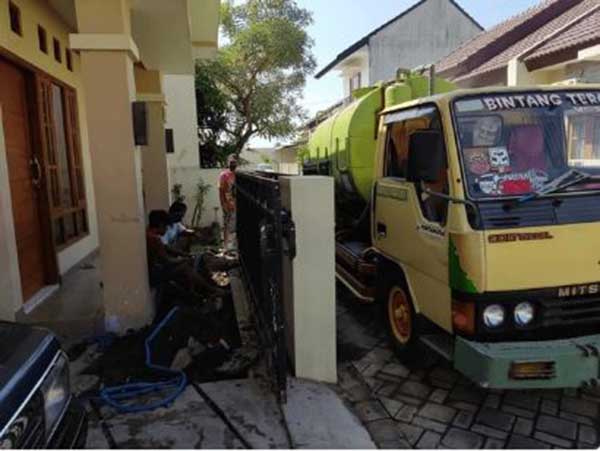 Bể phốt là gì và vai trò của nó trong gia đình